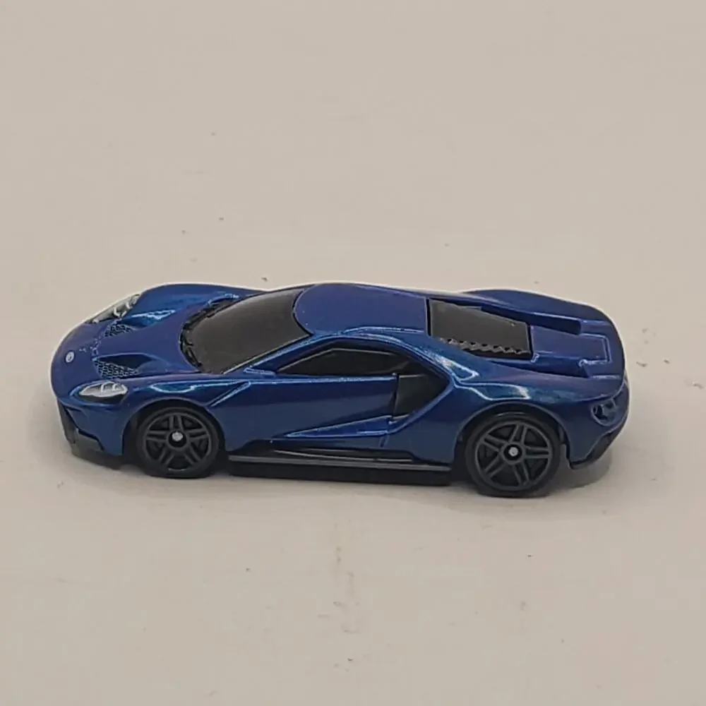 Ford GT, 2016 Hotwheels Exotics 3/10, GHP28, Metalflake Blue
